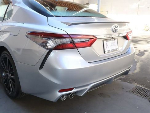 Used 2024 Toyota Camry XSE FWD image 16