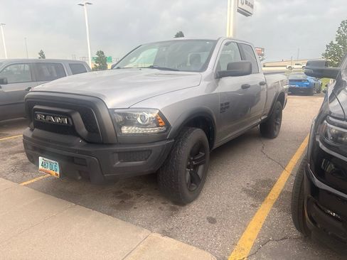 Used 2022 RAM 1500 Warlock AWD/4WD image 3