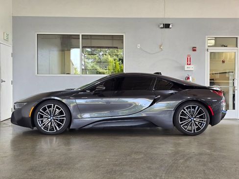 Used 2014 BMW i8 AWD/4WD image 7
