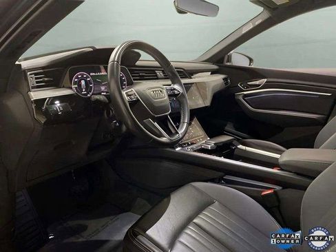 Used 2024 Audi Q8 e-tron Premium Plus image 67