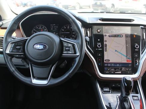 Used 2020 Subaru Outback Touring AWD/4WD image 43