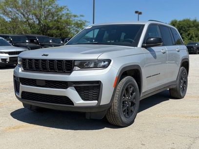 New 2026 Jeep Grand Cherokee Altitude