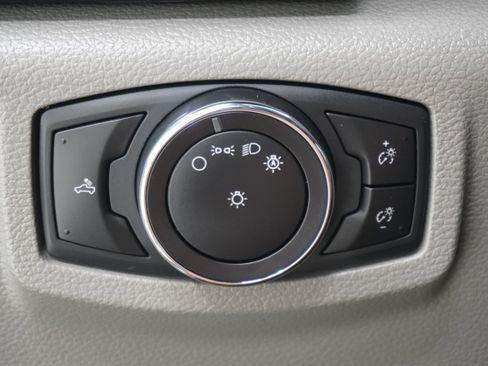 Used 2018 Ford F150 XL RWD image 19