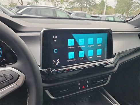 New 2026 Volkswagen Atlas Cross Sport SE image 11