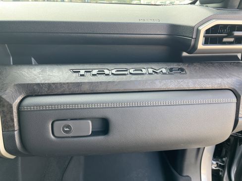 Used 2025 Toyota Tacoma Limited image 21