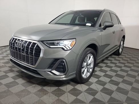 Used 2024 Audi Q3 2.0T Premium AWD/4WD image 3