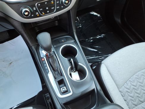 Used 2024 Chevrolet Equinox LT image 18