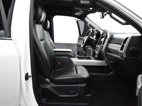 Used 2022 Ford F250 Platinum image 33