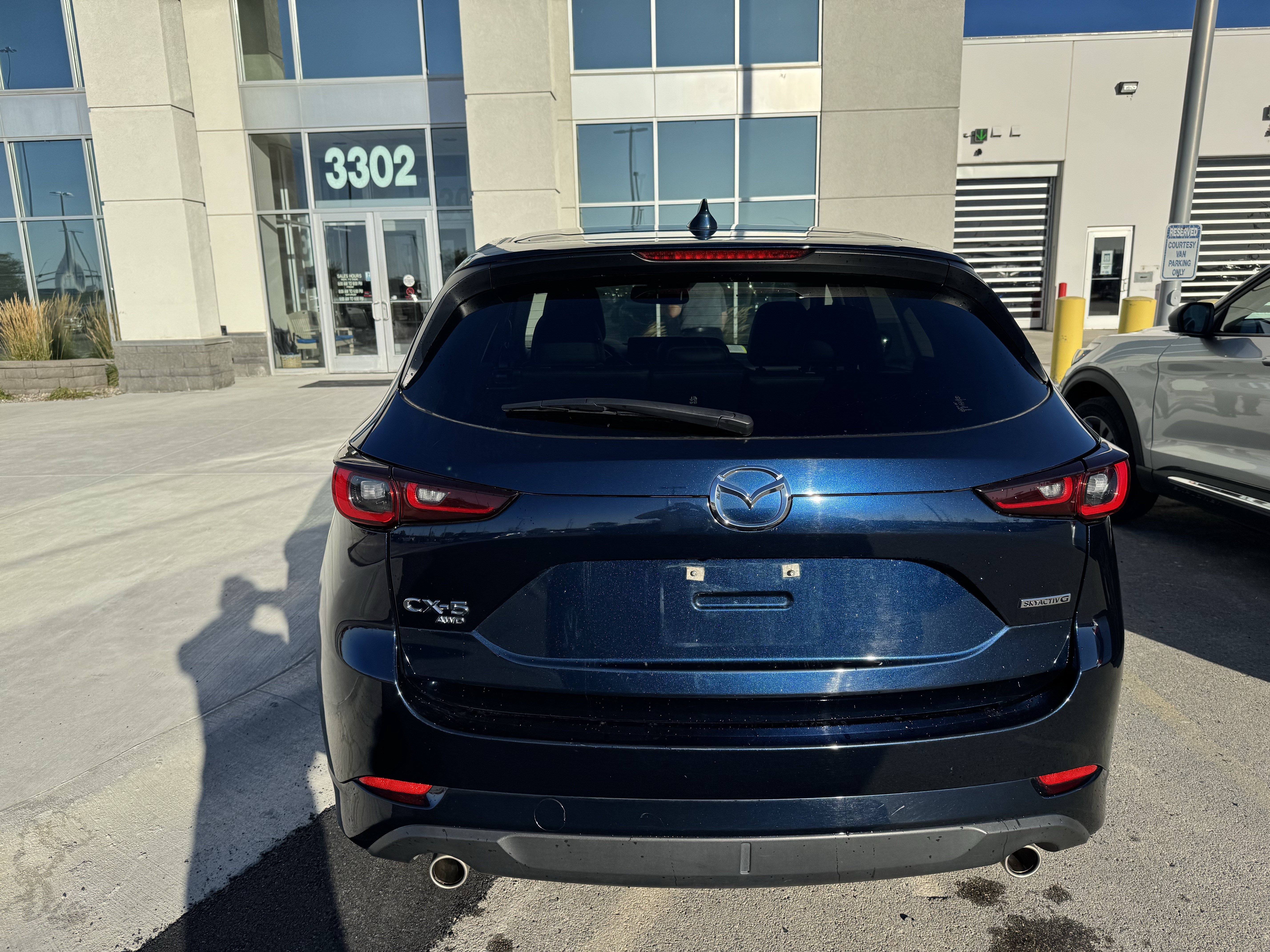 Used 2025 MAZDA CX-5 AWD 2.5 S w/ Preferred Package image 4