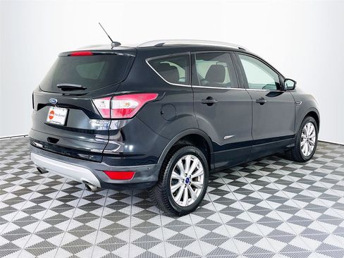 Used 2017 Ford Escape Titanium w/ Equipment Group 301A AWD/4WD image 9
