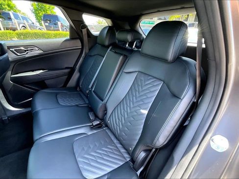 Certified 2026 Kia Sportage X-Pro Prestige AWD/4WD image 15