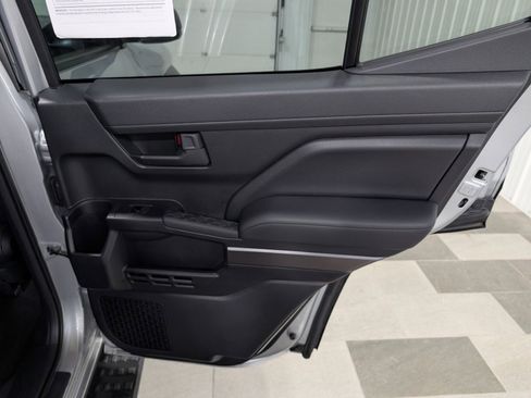 Used 2025 Toyota 4Runner SR5 image 24