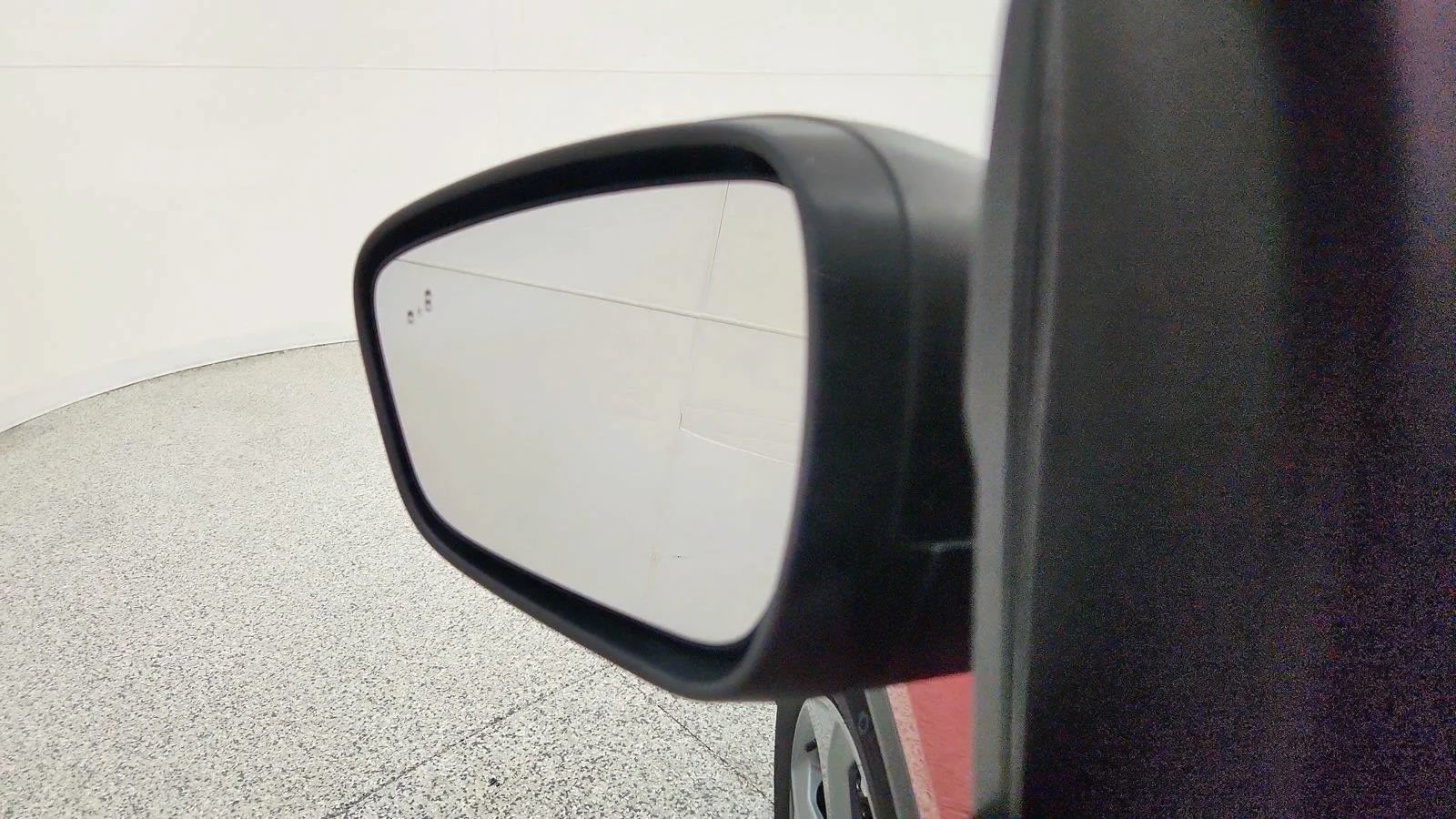 Used 2025 Ford Escape ST-Line FWD image 16