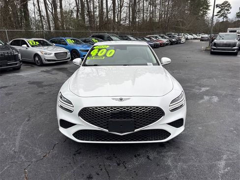 Used 2022 Genesis G70 2.0T image 2