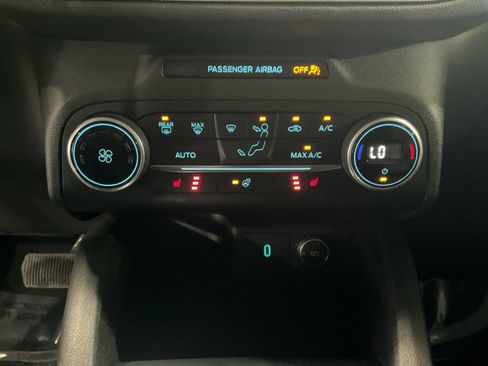 Used 2020 Ford Escape SEL image 28