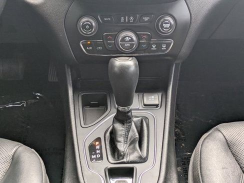 Used 2021 Jeep Cherokee High Altitude image 16