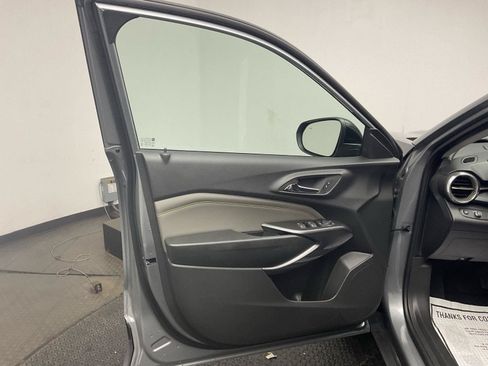 Certified 2025 Chevrolet Trax ACTIV w/ Driver Confidence Package FWD image 9