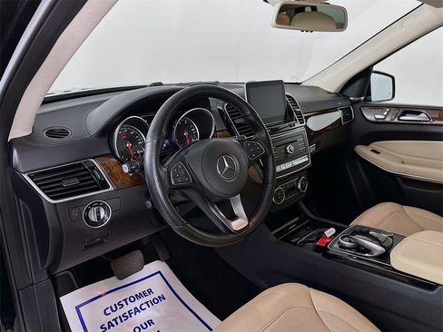 Certified 2019 Mercedes-Benz GLS 550 4MATIC image 9