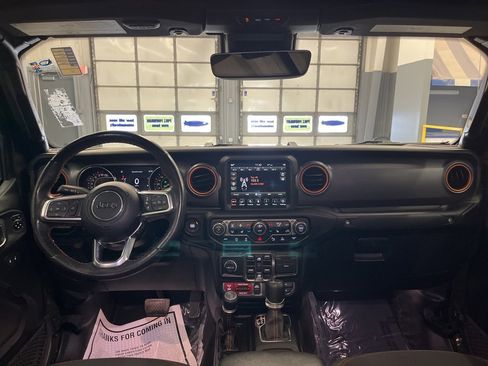 Used 2023 Jeep Gladiator Mojave image 33