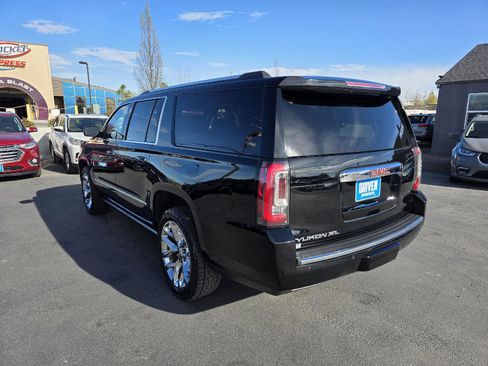Used 2020 GMC Yukon XL Denali w/ Open Road Package image 7