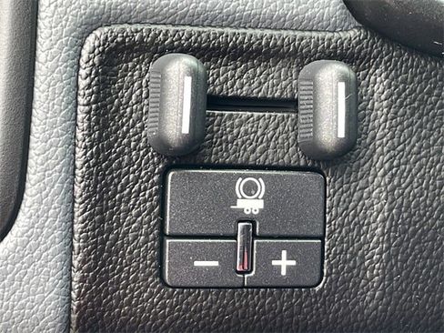 Used 2022 Chevrolet Colorado Z71 image 22