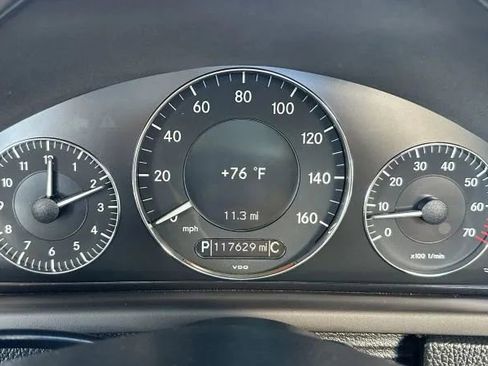 Used 2007 Mercedes-Benz CLK 350 Cabriolet image 24