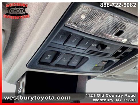 Used 2023 Toyota 4Runner Limited AWD/4WD image 33