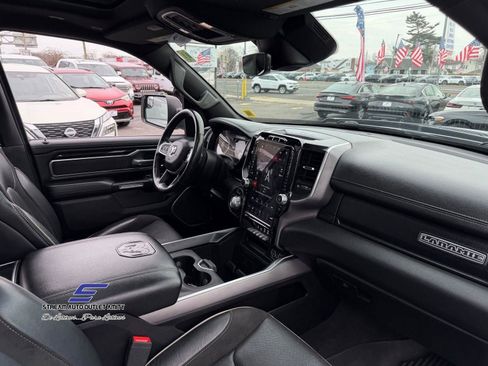 Used 2021 RAM 1500 Laramie image 16