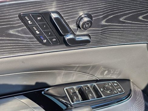 Used 2024 Cadillac Lyriq Sport w/ LPO, Floor Liner Package AWD/4WD image 22