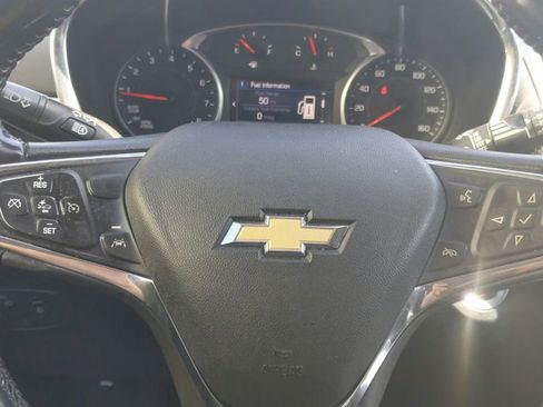 Used 2021 Chevrolet Equinox LT w/ Driver Convenience Package FWD image 20