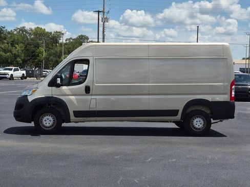 Used 2025 RAM ProMaster 2500 FWD image 8