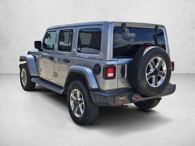 Used 2018 Jeep Wrangler Unlimited Sahara AWD/4WD image 7
