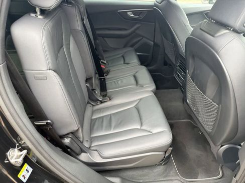 Used 2025 Audi Q7 3.0T Premium Plus AWD/4WD image 13
