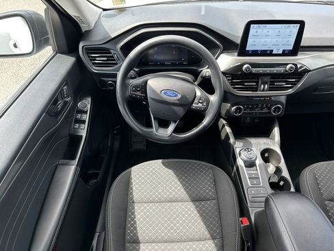 Used 2025 Ford Escape Active AWD/4WD image 22