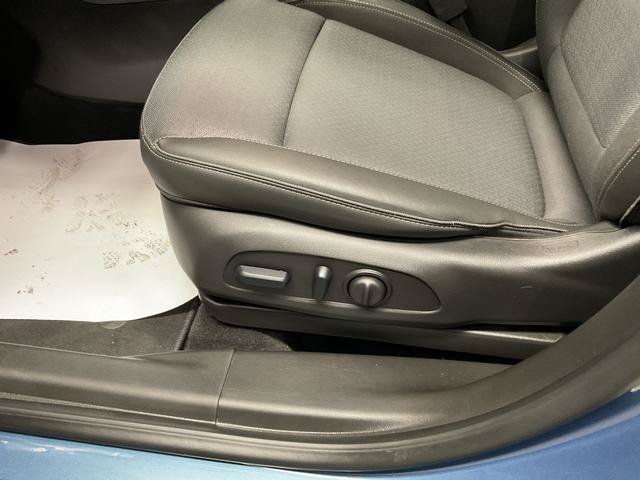 Used 2025 Buick Encore GX Preferred w/ Comfort Package FWD image 13