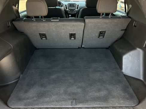 Used 2022 Chevrolet Equinox LT FWD image 16