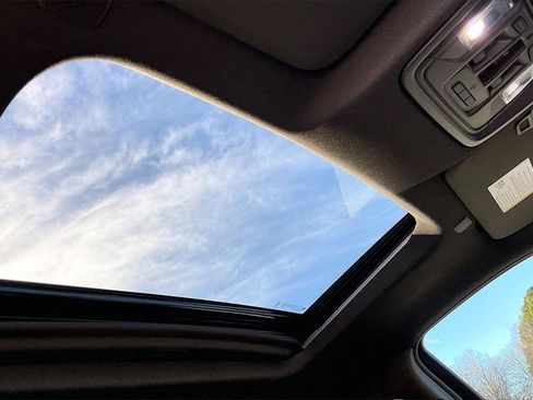 Used 2026 Chevrolet Silverado 2500 LTZ w/ LTZ Premium Package image 23