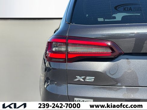 Used 2021 BMW X5 xDrive40i w/ Premium Package image 10
