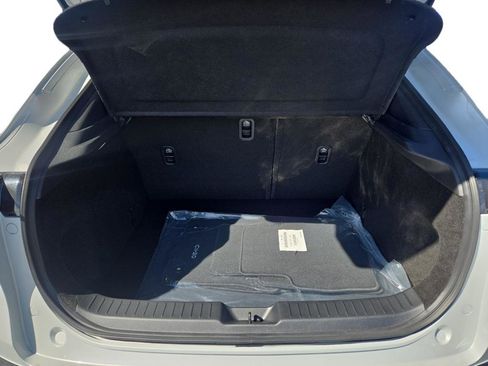 New 2026 MAZDA CX-30 AWD 2.5 S w/ Select Sport Pkg image 6