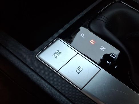 Used 2021 Hyundai Elantra SEL image 29