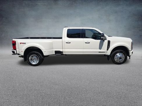 Certified 2026 Ford F450 Platinum w/ FX4 Off-Road Package AWD/4WD image 9