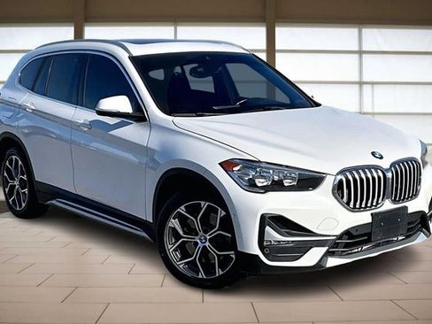 Used 2020 BMW X1 xDrive28i w/ Convenience Package image 12