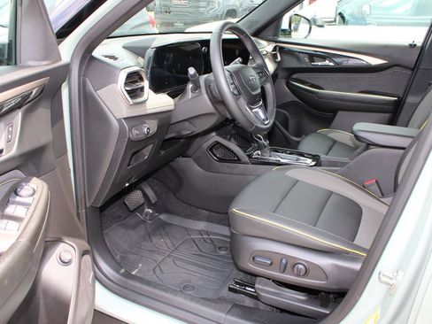 Used 2026 Chevrolet TrailBlazer ACTIV w/ Convenience Package FWD image 8