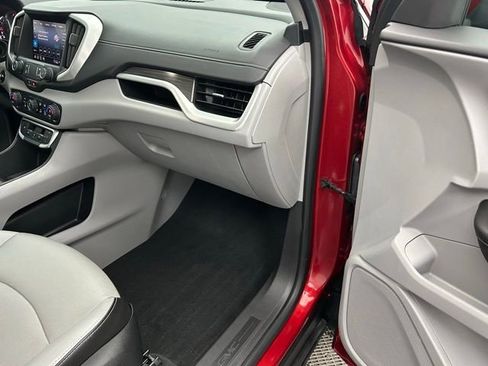 Used 2022 GMC Terrain SLT image 34