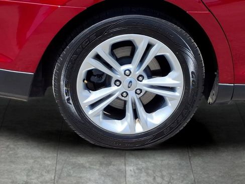 Used 2018 Ford Taurus SEL w/ Equipment Group 201A FWD image 20
