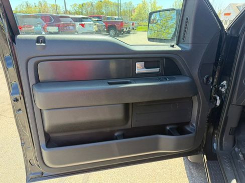Used 2014 Ford F150 FX4 w/ FX Appearance Package AWD/4WD image 18