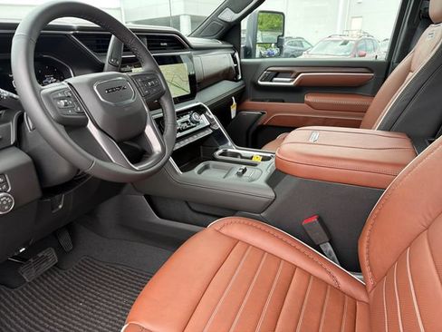 New 2026 GMC Sierra 2500 Denali Ultimate AWD/4WD image 18