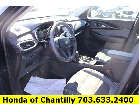 Used 2021 Chevrolet TrailBlazer LT w/ Convenience Package image 23