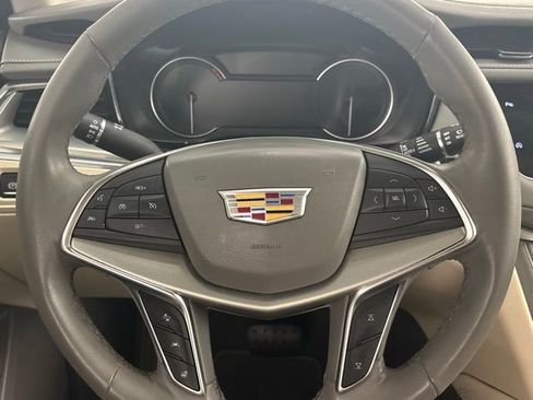 Used 2023 Cadillac XT5 Premium Luxury image 24
