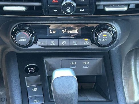 New 2026 Nissan Kicks SV image 13